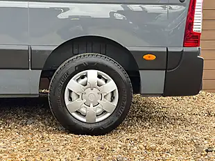 Used 2021 Nissan NV400 Tekna Grey - Interior and Exterior details 14