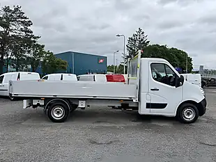 Used 2021 Nissan NV400 Tekna White - Interior and Exterior details 4