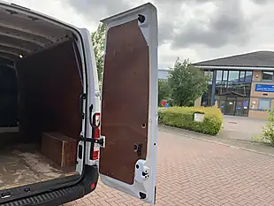 Used 2021 Nissan NV400 Tekna White - Interior and Exterior details 19