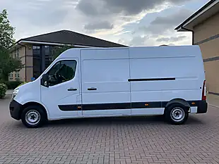 Used 2021 Nissan NV400 Tekna White - Interior and Exterior details 5