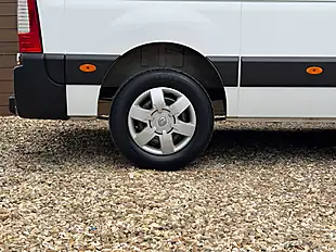 Used 2021 Nissan NV400 Tekna White - Interior and Exterior details 16