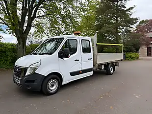 Used 2021 Nissan NV400 Tekna White - Interior and Exterior details 10