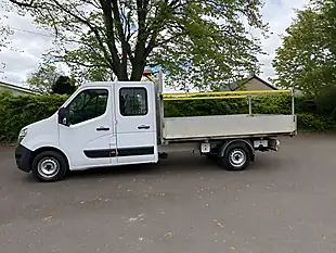 Used 2021 Nissan NV400 Tekna White - Interior and Exterior details 9
