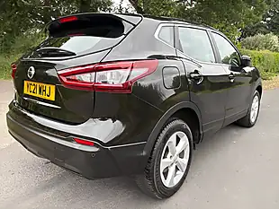 Used 2021 Nissan Qashqai Acenta Premium Black - Interior and Exterior details 16