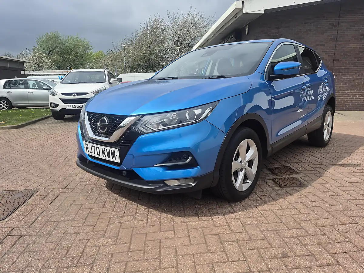 Used 2021 Nissan Qashqai Acenta Premium Blue - Interior and Exterior details 10