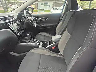 Used 2021 Nissan Qashqai Acenta Premium Blue - Interior and Exterior details 14