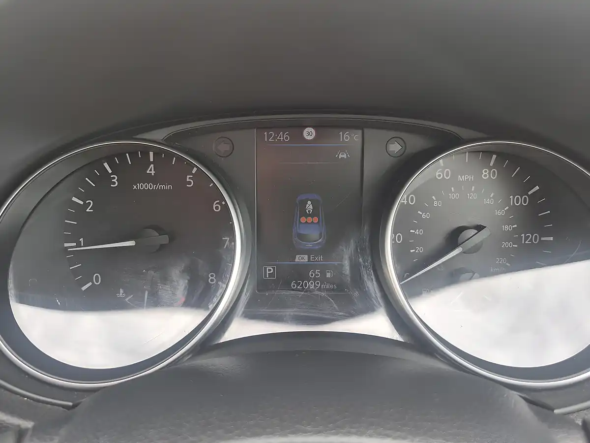 Used 2021 Nissan Qashqai Acenta Premium Blue - Interior and Exterior details 16