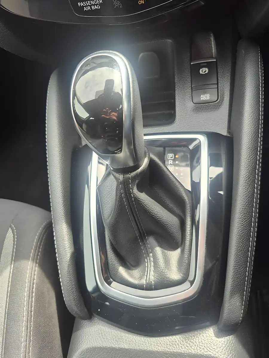 Used 2021 Nissan Qashqai Acenta Premium Blue - Interior and Exterior details 18