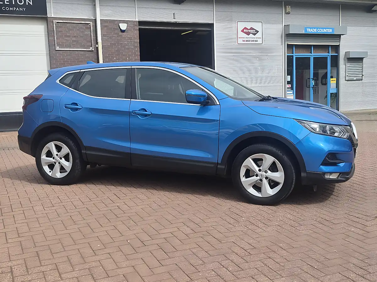 Used 2021 Nissan Qashqai Acenta Premium Blue - Interior and Exterior details 2