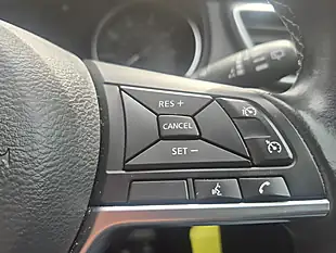 Used 2021 Nissan Qashqai Acenta Premium Blue - Interior and Exterior details 20