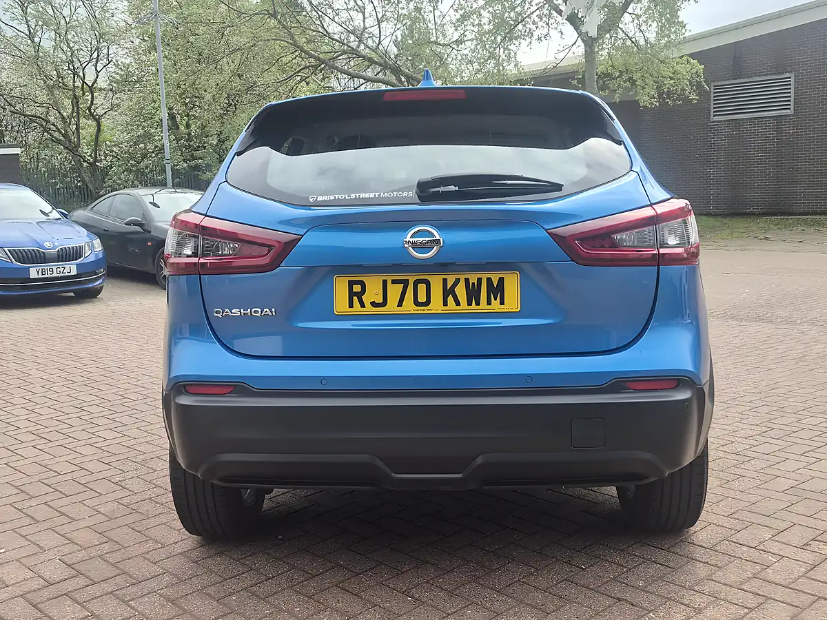 Used 2021 Nissan Qashqai Acenta Premium Blue - Interior and Exterior details 5