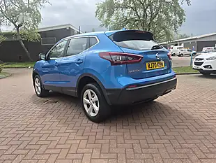 Used 2021 Nissan Qashqai Acenta Premium Blue - Interior and Exterior details 8