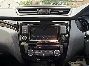 Used 2021 Nissan Qashqai Acenta Premium Grey - Interior and Exterior details 8