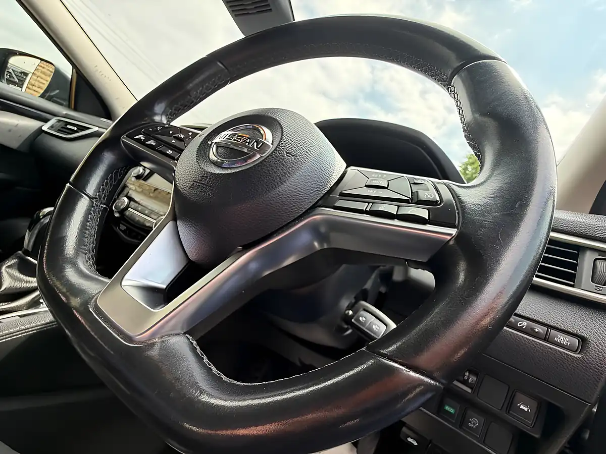 Used 2021 Nissan Qashqai Acenta Premium Grey - Interior and Exterior details 9