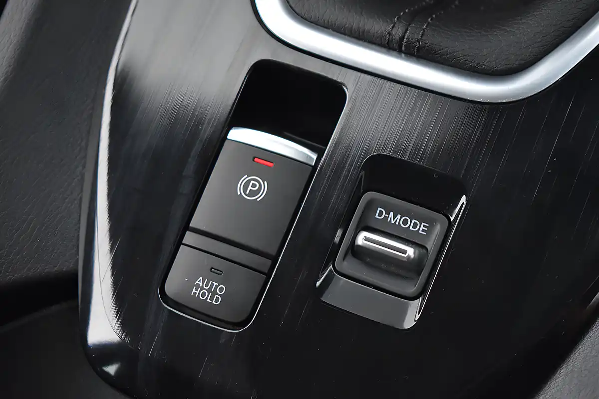 Used 2021 Nissan Qashqai Acenta Premium Magnetic Blue - Interior and Exterior details 10