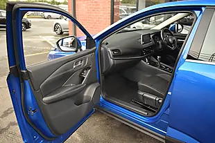 Used 2021 Nissan Qashqai Acenta Premium Magnetic Blue - Interior and Exterior details 13