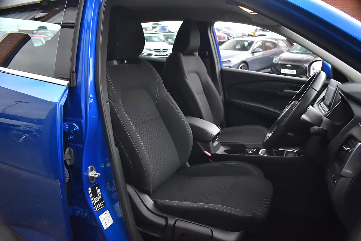 Used 2021 Nissan Qashqai Acenta Premium Magnetic Blue - Interior and Exterior details 7