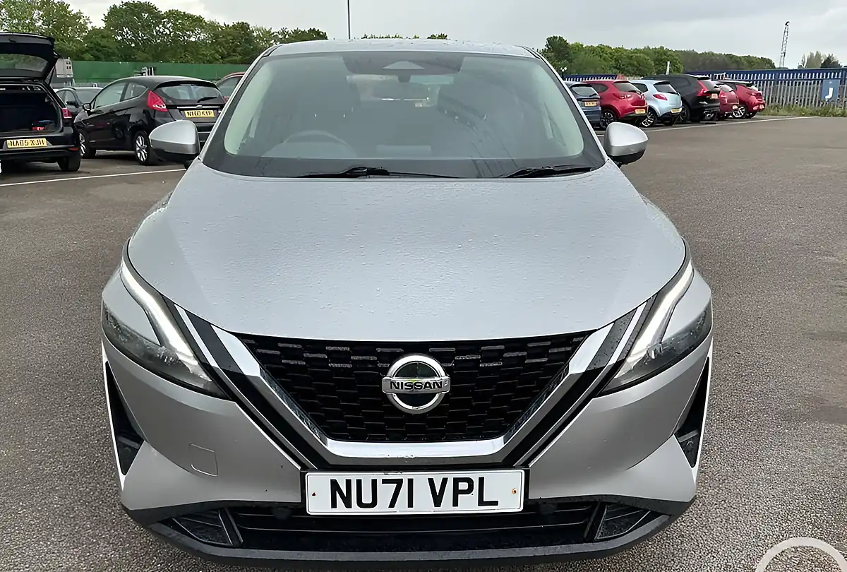 Used 2021 Nissan Qashqai Acenta Premium Silver - Interior and Exterior details 7