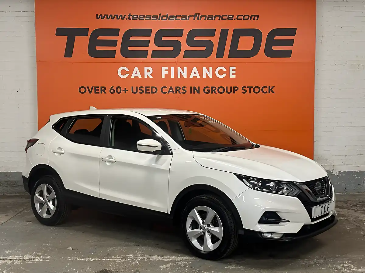 Used 2021 Nissan Qashqai Acenta Premium White - Front View