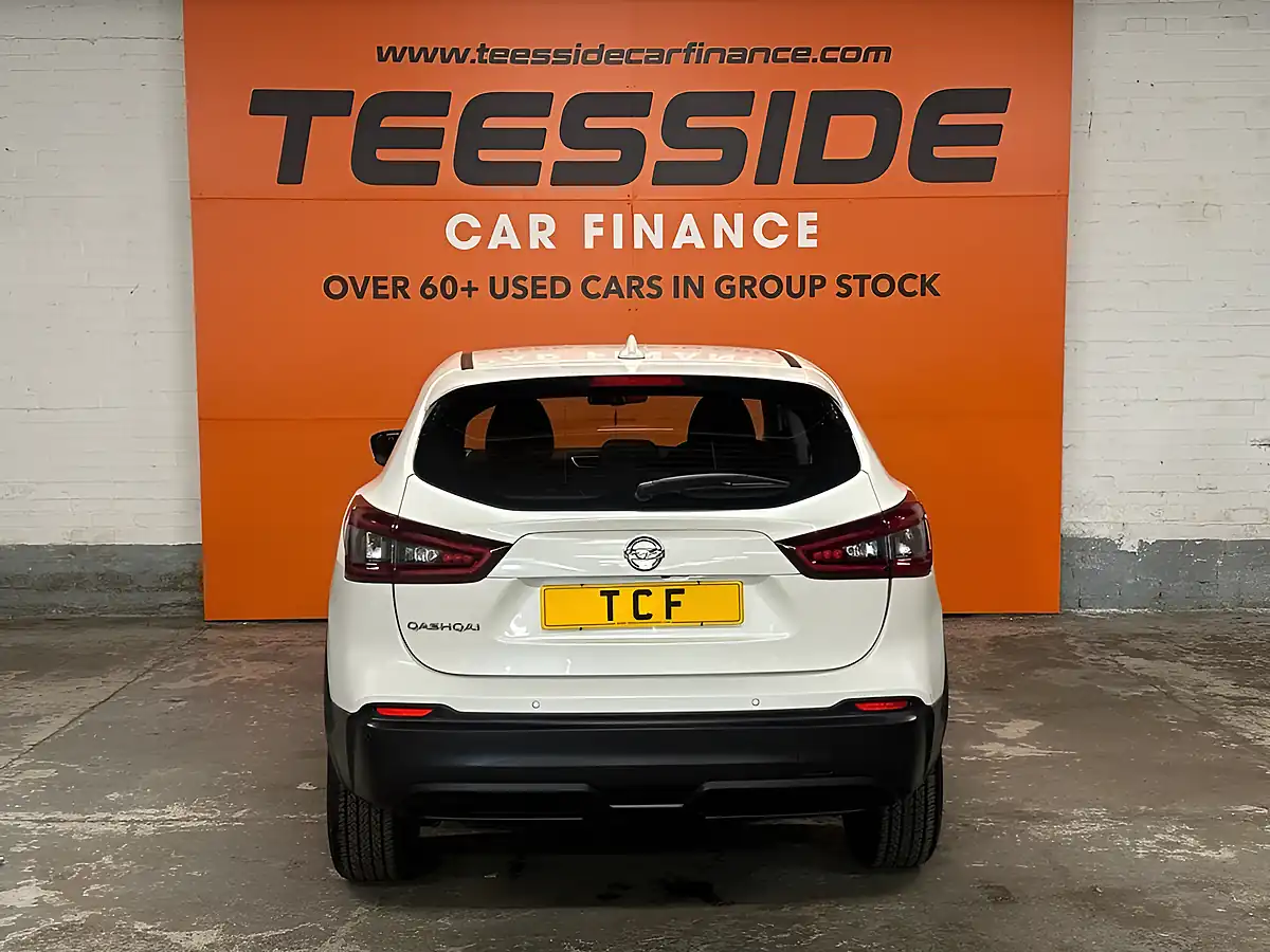 Used 2021 Nissan Qashqai Acenta Premium White - Interior and Exterior details 13