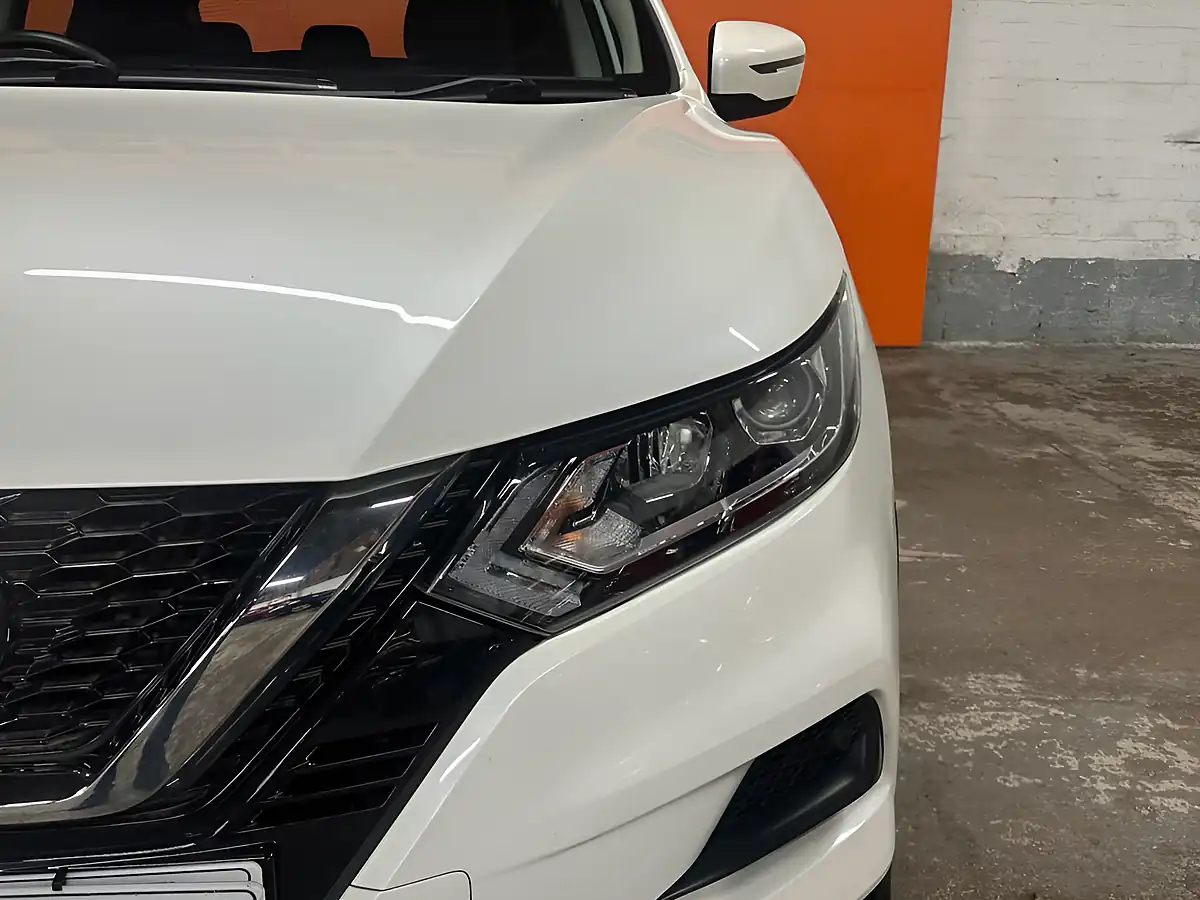 Used 2021 Nissan Qashqai Acenta Premium White - Interior and Exterior details 14