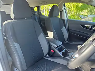 Used 2021 Nissan Qashqai Acenta Premium White - Interior and Exterior details 19