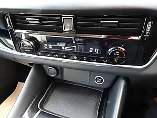 Used 2021 Nissan Qashqai N-Connecta Gun Metal - Interior and Exterior details 6