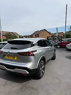 Used 2021 Nissan Qashqai N-Connecta Silver - Interior and Exterior details 4