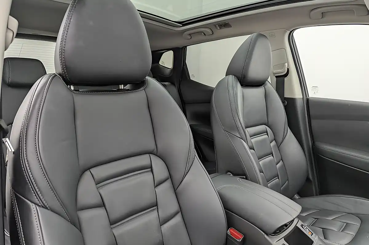 Used 2021 Nissan Qashqai N-Motion Black - Interior and Exterior details 10