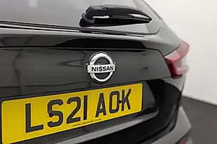 Used 2021 Nissan Qashqai N-Motion Black - Interior and Exterior details 18