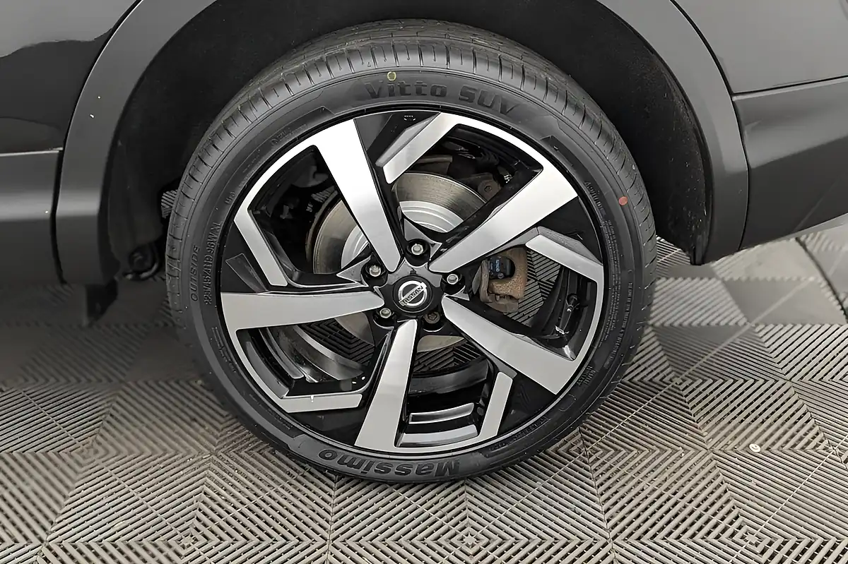 Used 2021 Nissan Qashqai N-Motion Black - Interior and Exterior details 20