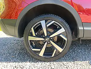 Used 2021 Nissan Qashqai N-Motion Magnetic Red - Interior and Exterior details 10