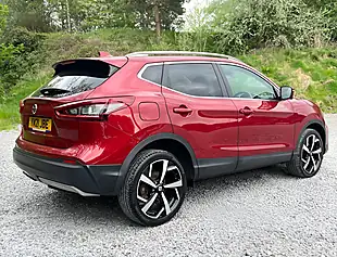 Used 2021 Nissan Qashqai N-Motion Magnetic Red - Interior and Exterior details 3
