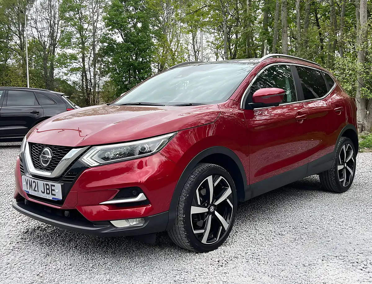 Used 2021 Nissan Qashqai N-Motion Magnetic Red - Interior and Exterior details 7