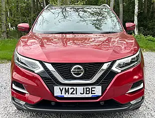 Used 2021 Nissan Qashqai N-Motion Magnetic Red - Interior and Exterior details 8
