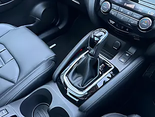 Used 2021 Nissan Qashqai N-Motion Pearl Black - Interior and Exterior details 20