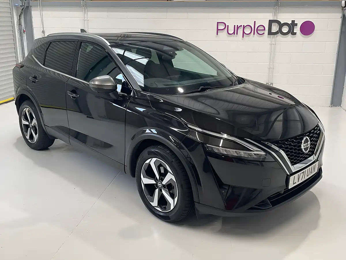 Used 2021 Nissan Qashqai Premiere Edition Black - Front View