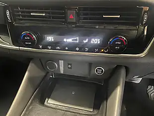 Used 2021 Nissan Qashqai Premiere Edition Black - Interior and Exterior details 15