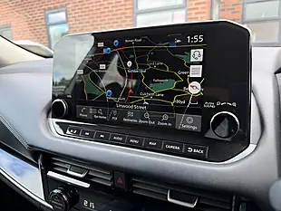Used 2021 Nissan Qashqai Premiere Edition White - Interior and Exterior details 13