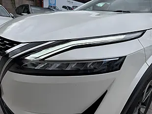 Used 2021 Nissan Qashqai Premiere Edition White - Interior and Exterior details 17
