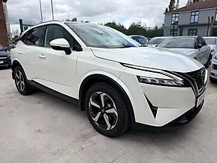 Used 2021 Nissan Qashqai Premiere Edition White - Interior and Exterior details 2