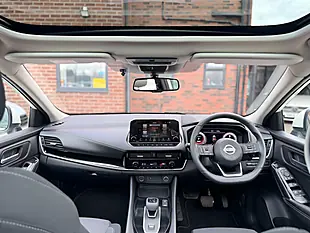 Used 2021 Nissan Qashqai Premiere Edition White - Interior and Exterior details 8