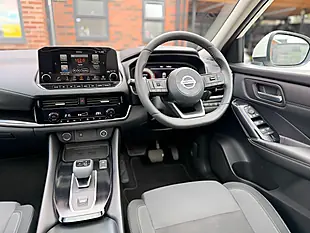 Used 2021 Nissan Qashqai Premiere Edition White - Interior and Exterior details 9