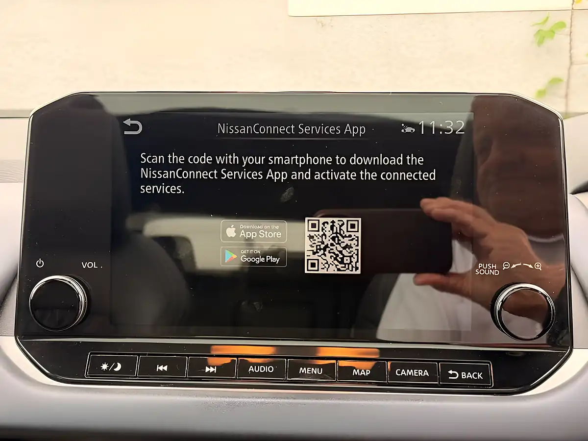 Used 2021 Nissan Qashqai Tekna+ Grey - Interior and Exterior details 13