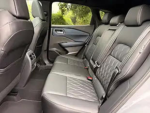 Used 2021 Nissan Qashqai Tekna+ Grey - Interior and Exterior details 16
