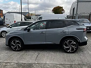 Used 2021 Nissan Qashqai Tekna+ Grey Metallic - Interior and Exterior details 9