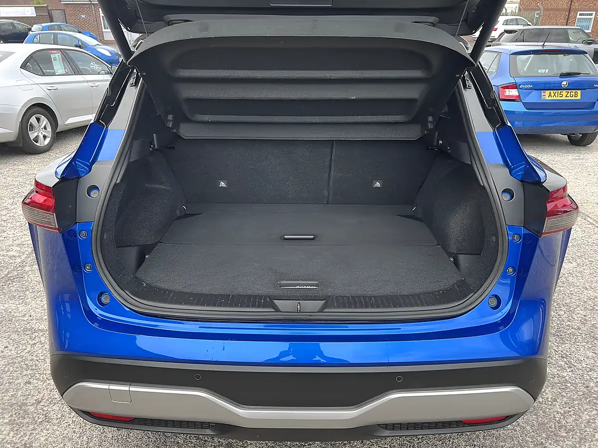 Used 2021 Nissan Qashqai Tekna+ Magnetic Blue Met - Interior and Exterior details 17