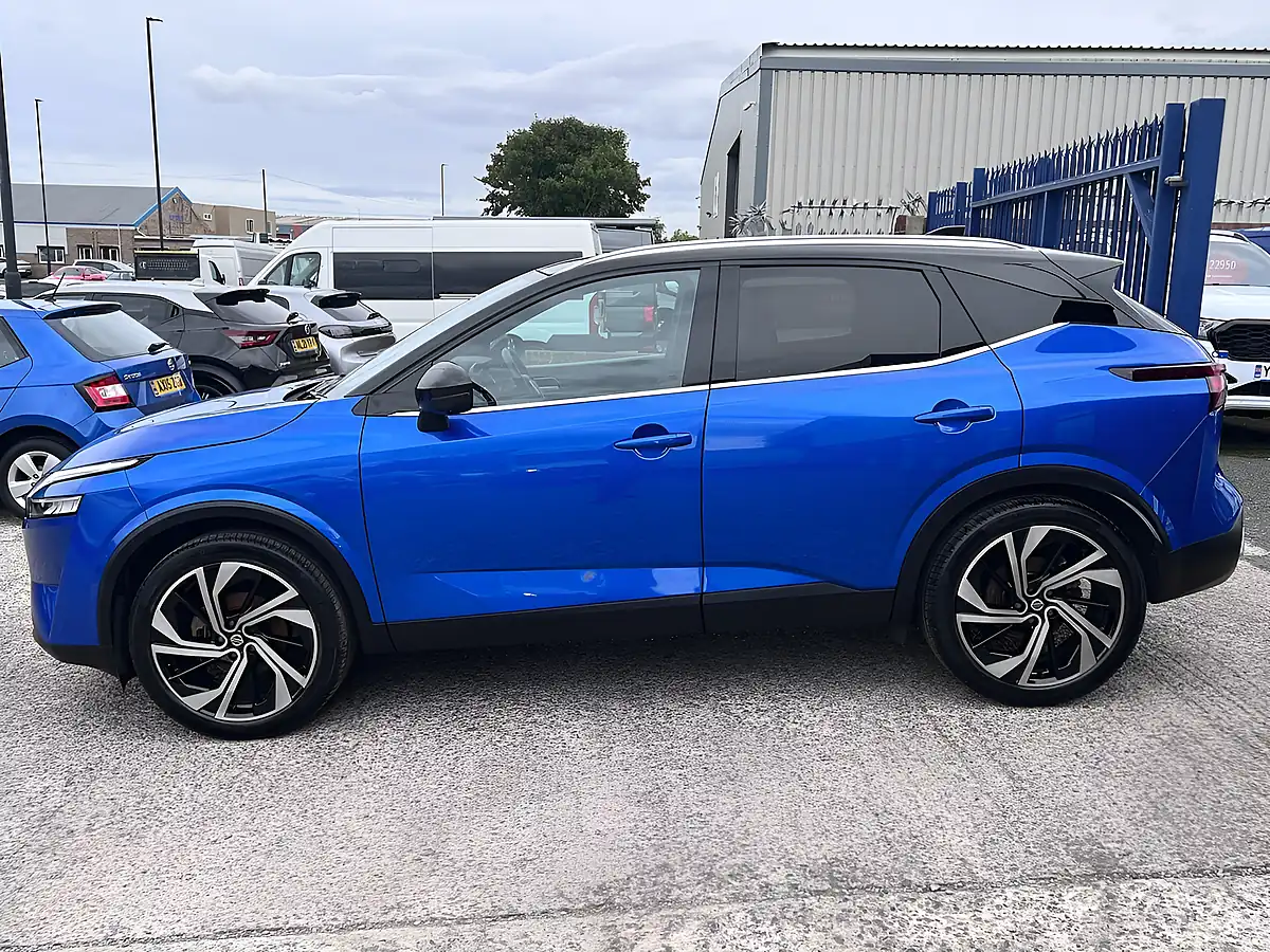 Used 2021 Nissan Qashqai Tekna+ Magnetic Blue Met - Interior and Exterior details 9