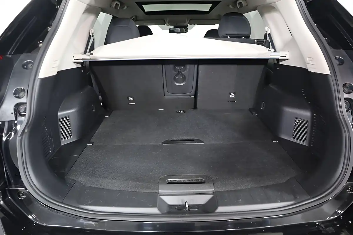 Used 2021 Nissan X-Trail Acenta Premium Black - Interior and Exterior details 9
