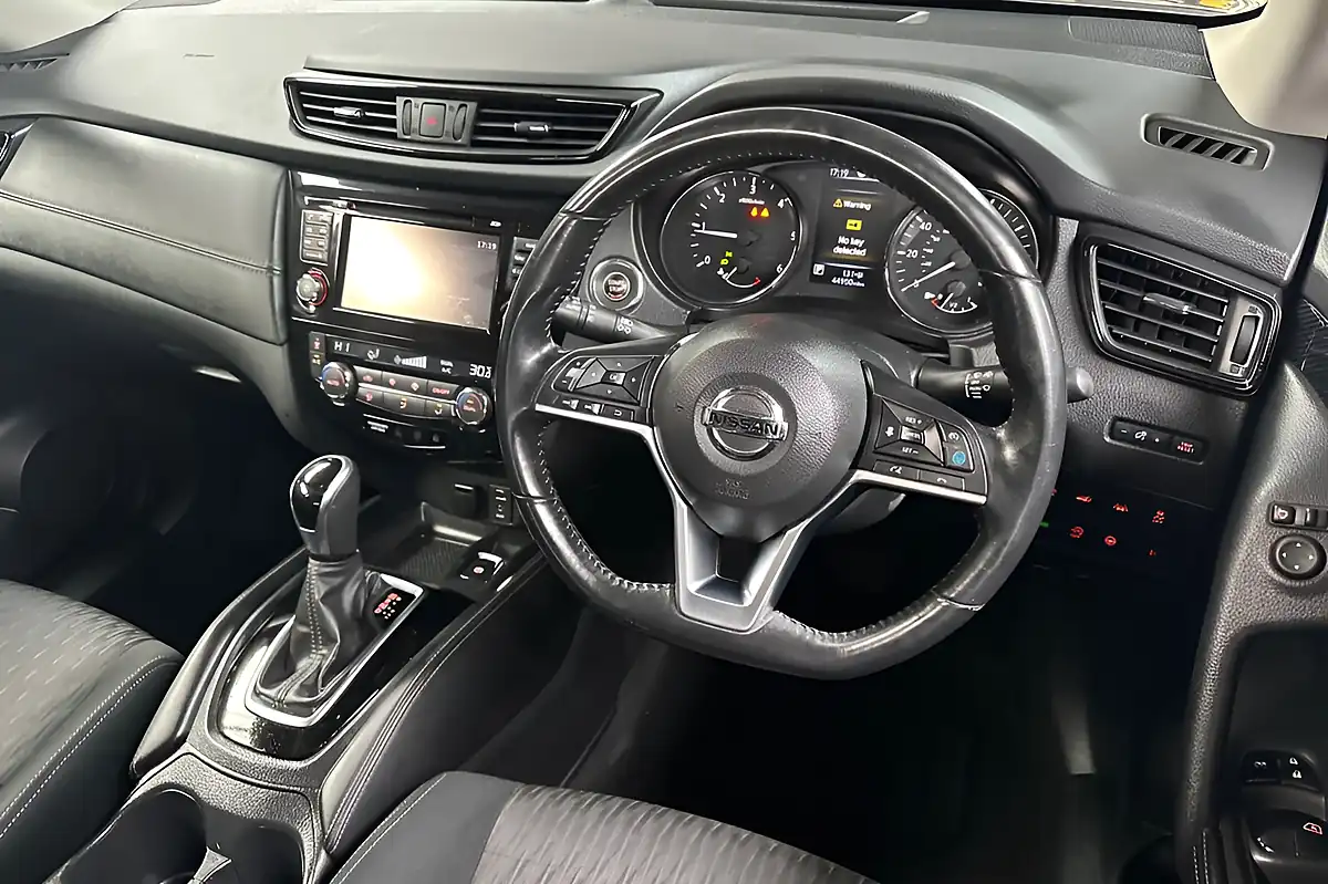 Used 2021 Nissan X-Trail N-Connecta Gun Metal - Interior and Exterior details 10